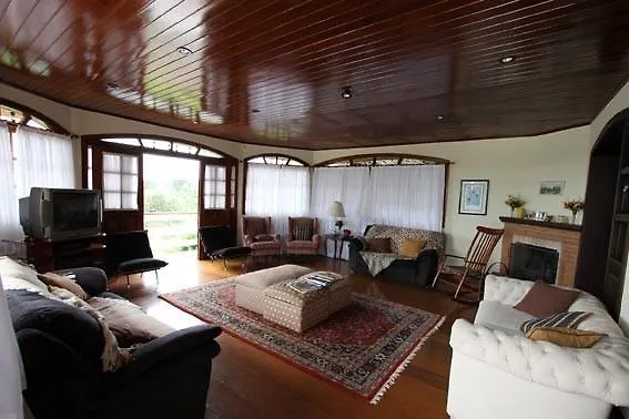Pousada Vicollo Nostro Alto Da Villa Inglesa Campos do Jordao Guest house